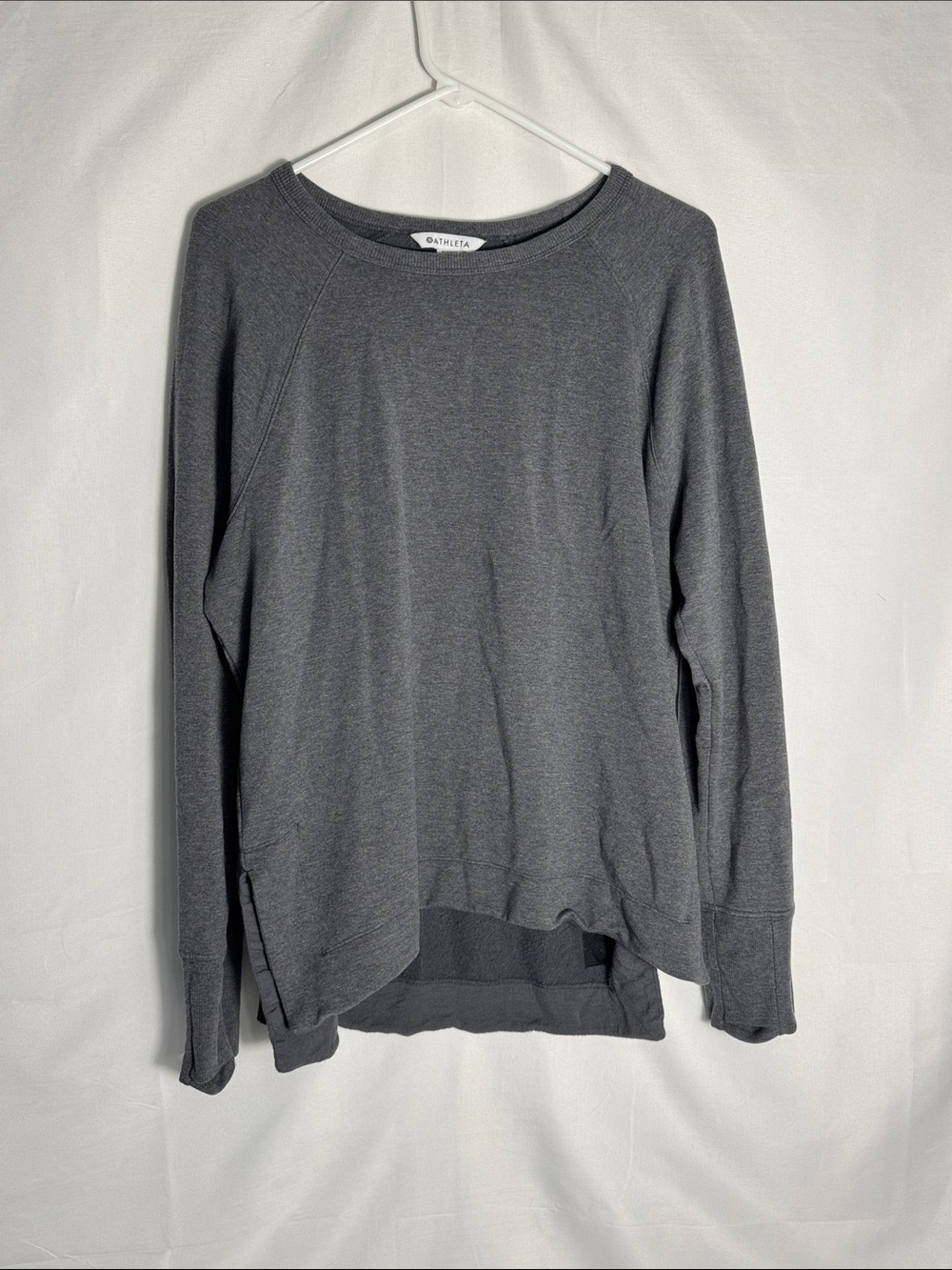 Altheta Women’s Dark Charcoal Crewneck Sweatshirt Size Large